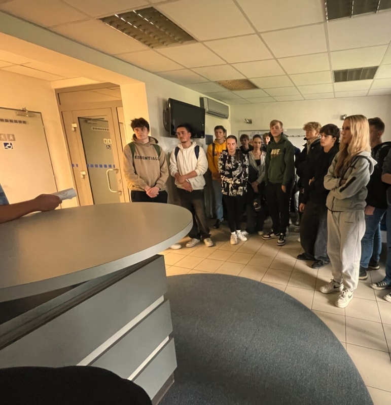 Odborná exkurze v předmětu Motorová vozidla pro třídu 3.TB na OO PČR Zábřeh