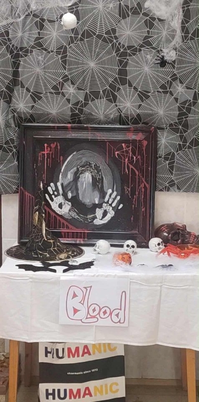 Halloween is here! And we are having fun... 