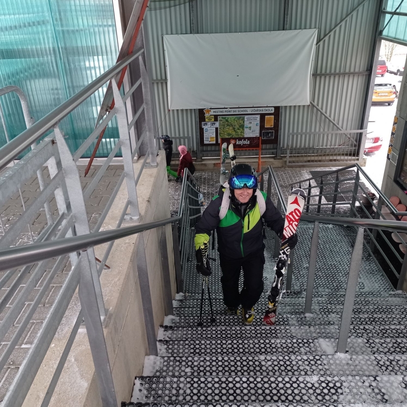 Kurz sjezdové lyžování a snowboardingu