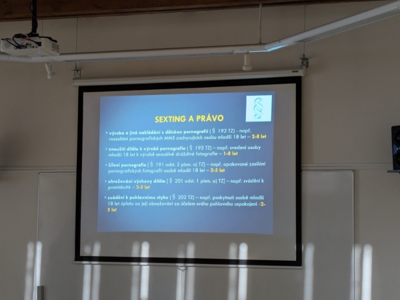 Přednášky na aktuální téma: Nebezpečí v kyberprostoru 